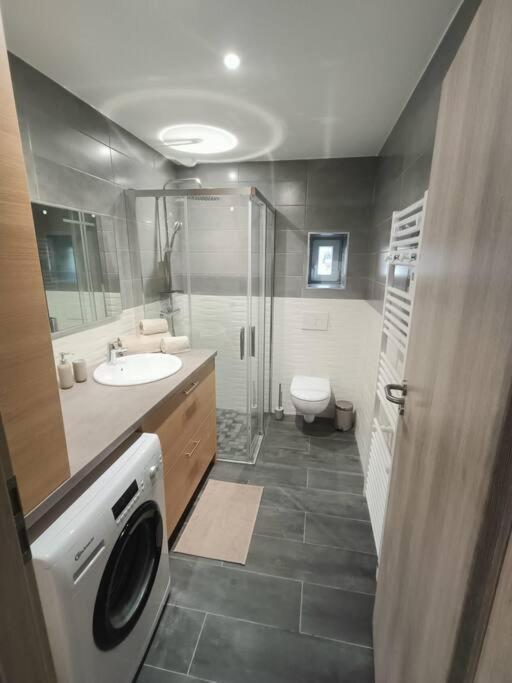 Superbe Appartement Neuf Et Cosy 77 M2 Villers-le-Lac Extérieur photo