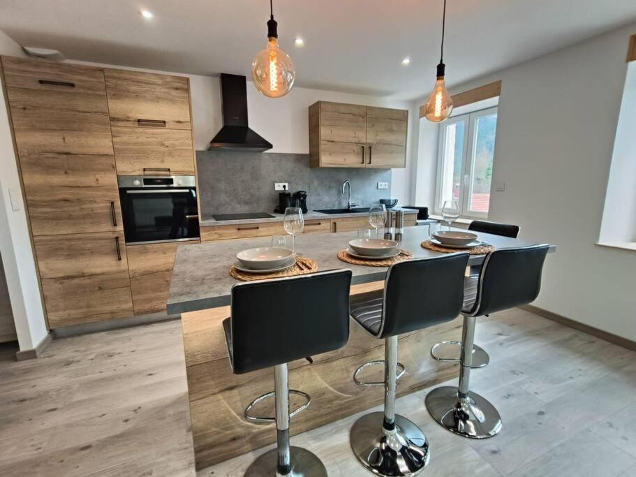 Superbe Appartement Neuf Et Cosy 77 M2 Villers-le-Lac Extérieur photo